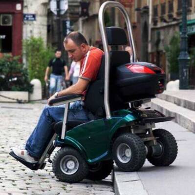 4Power4 4x4 Akülü Sandalye - Gold (1)