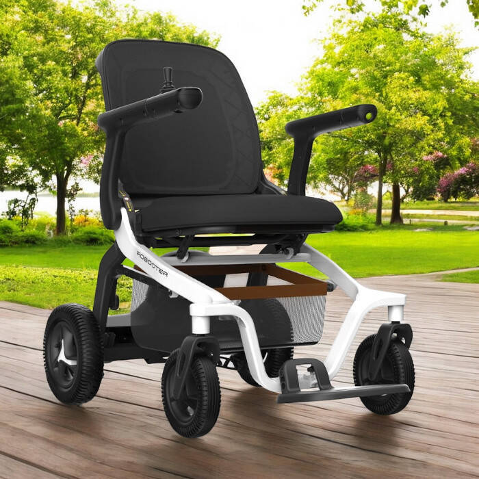 E40-10 ve 20 Robooter Akülü Tekerlekli Sandalye - 1