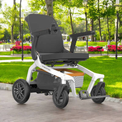 E40S-10 ve 20 Robooter Katlanabilir Akülü Sandalye - Robooter