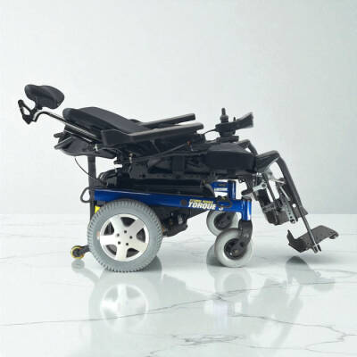 İnvacare Storm 3 Akülü Sandalye - Invacare (1)