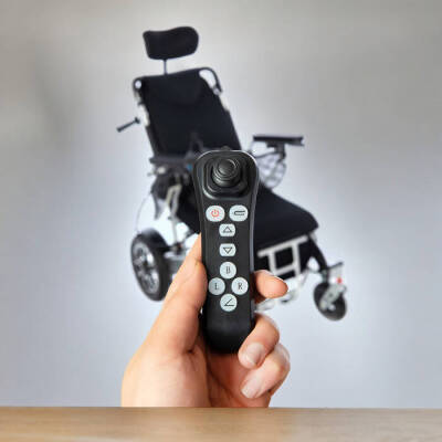 RÖMER R111 Uzaktan Kumandalı Akülü Tekerlekli Sandalye - 6
