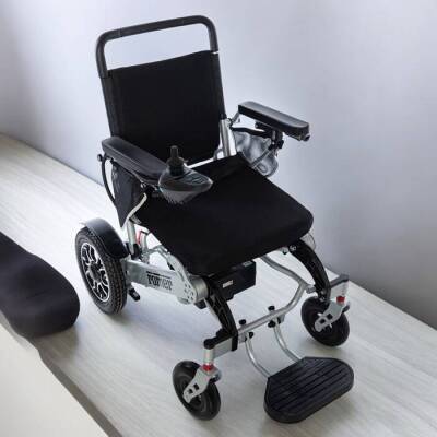 RÖMER R113 Uzaktan Kumandalı Akülü Tekerlekli Sandalye - 4