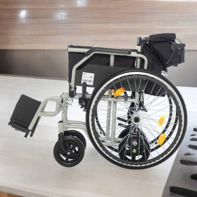 Römer R224 Özellikli Manuel Tekerlekli Sandalye - Römer (1)