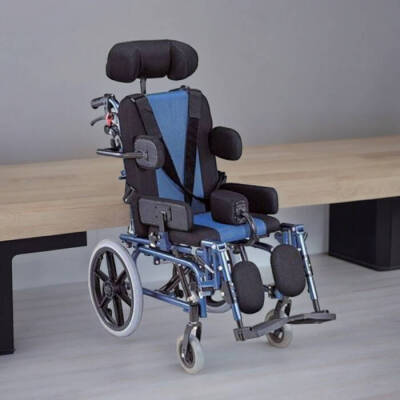 RÖMER R258 Spastik Yetişkin Tekerlekli Sandalye - 1