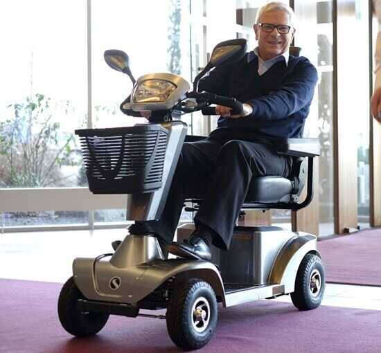 STERLING S400 Engelli Scooter - 1