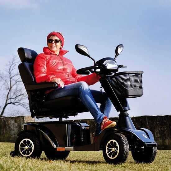 STERLING S700 Scooter - 1